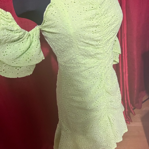 Lime green off the shoulders mini dress, size small - Picture 6 of 12